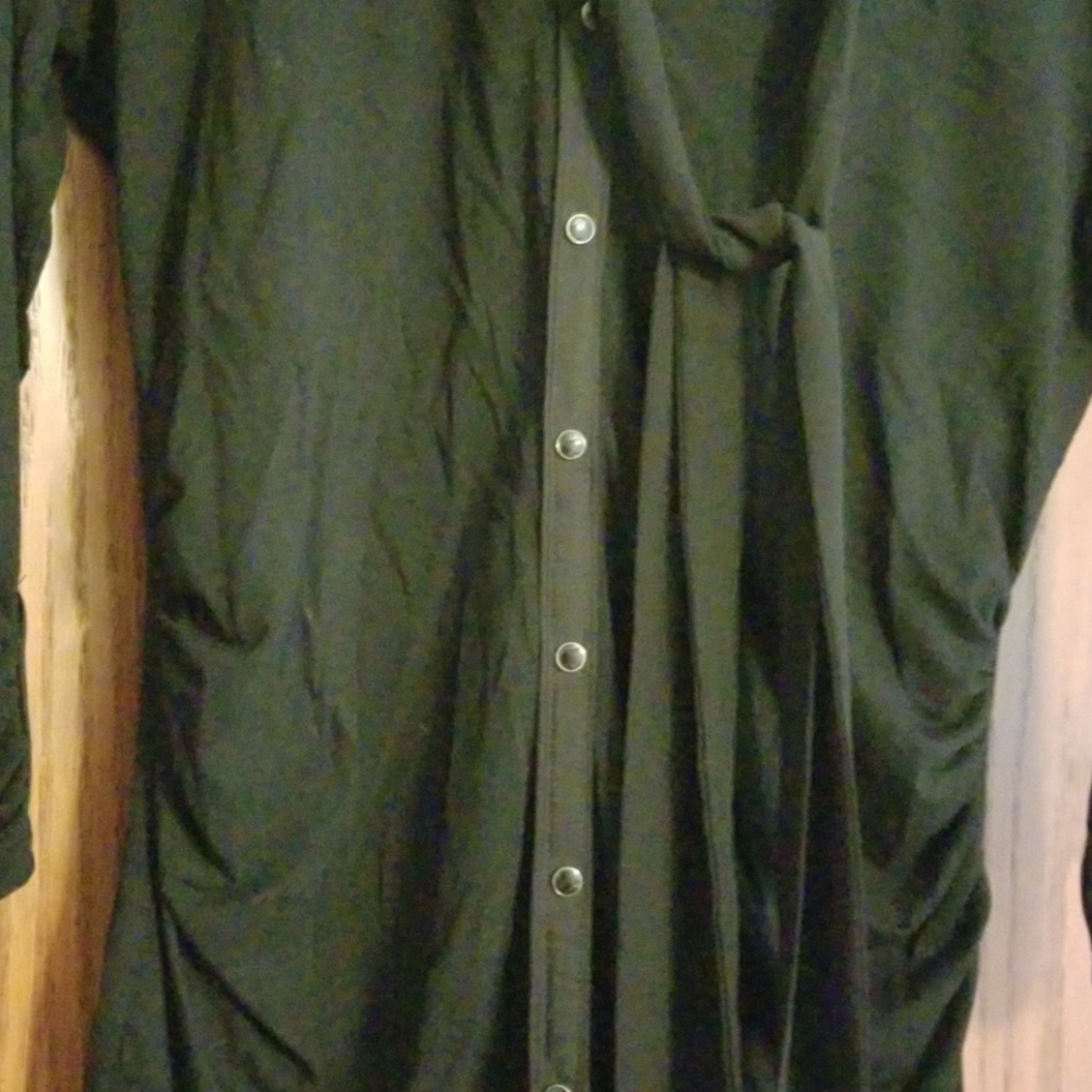 WHBM TOP - Picture 2 of 3